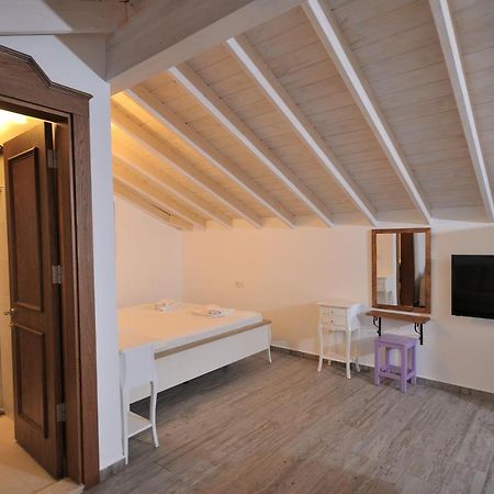 Brothers Cesme Boutique Hotel エクステリア 写真