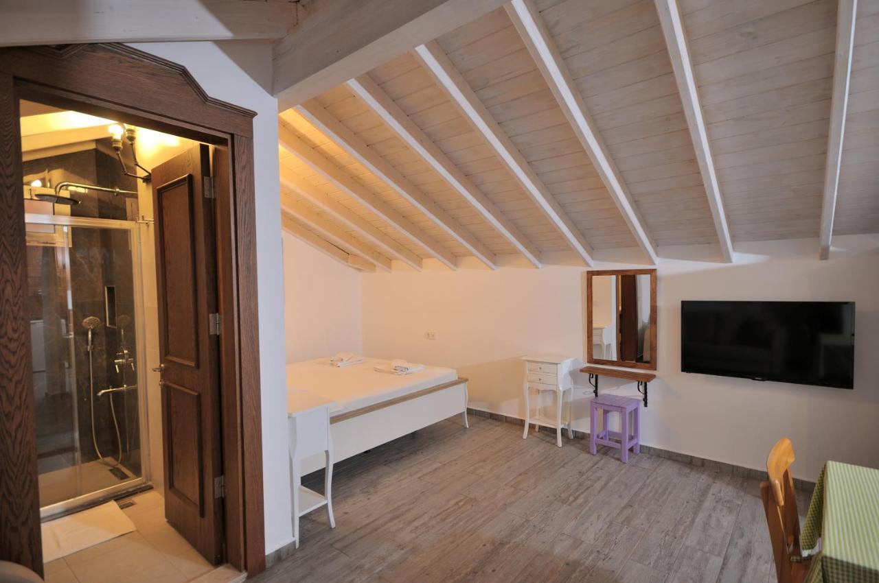Brothers Cesme Boutique Hotel エクステリア 写真