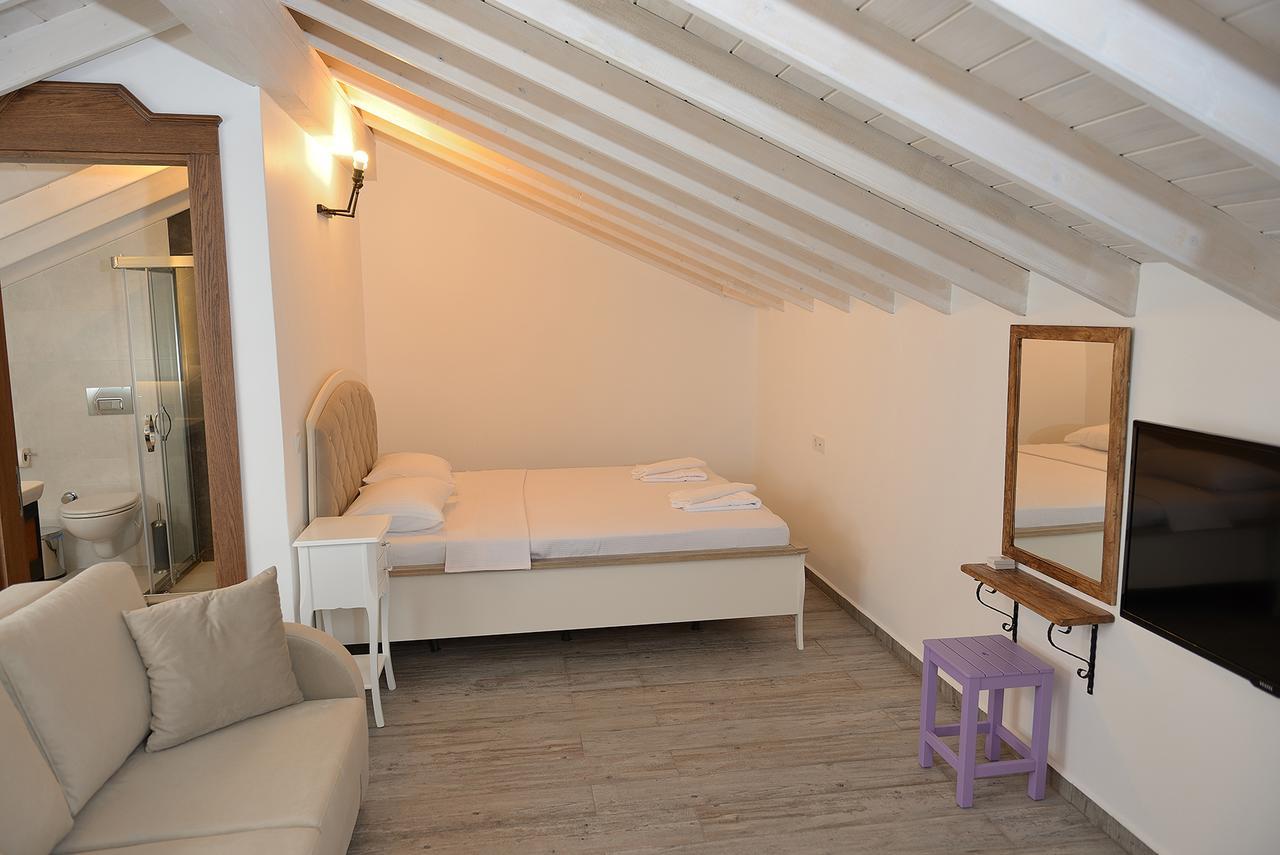 Brothers Cesme Boutique Hotel エクステリア 写真